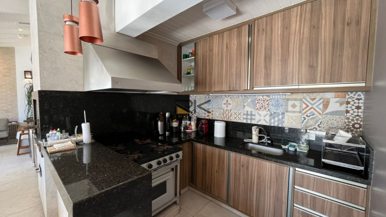 Imagem Cobertura com 3 Quartos à Venda, 180 m² em Praia Grande - Ubatuba Imagem Cobertura com 3 Quartos à Venda, 180 m² em Praia Grande - Ubatuba