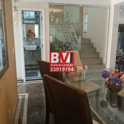 Imagem Casa com 4 Quartos à Venda, 450 m² em Vila Da Penha - Rio De Janeiro