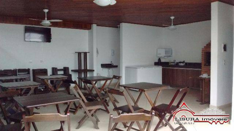 Casa de Condomínio com 3 Quartos à Venda,  em Jardim Santa Maria - Jacareí