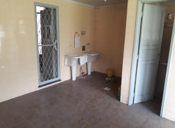 Imagem Casa com 5 Quartos à Venda,  em Campo Grande - Rio De Janeiro