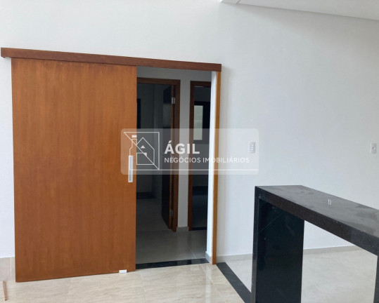 Imagem Casa com 3 Quartos à Venda, 250 m² em Loteamento Villa Branca - Jacareí Imagem Casa com 3 Quartos à Venda, 250 m² em Loteamento Villa Branca - Jacareí