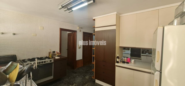 Imagem Casa com 3 Quartos para Alugar, 820 m² em Cidade Jardim - São Paulo Imagem Casa com 3 Quartos para Alugar, 820 m² em Cidade Jardim - São Paulo