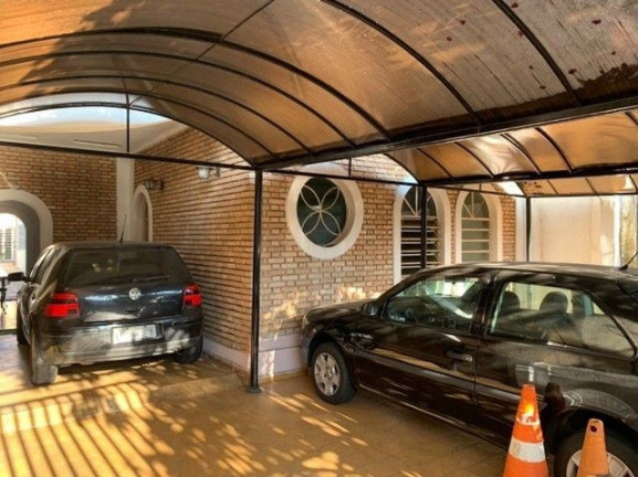 Imagem Casa com 6 Quartos para Alugar, 260 m² em Centro - Taubaté Imagem Casa com 6 Quartos para Alugar, 260 m² em Centro - Taubaté