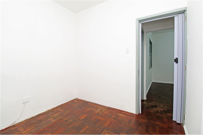 Imagem Imóvel com 2 Quartos à Venda, em Centro Historico - Porto Alegre Imagem Imóvel com 2 Quartos à Venda, em Centro Historico - Porto Alegre