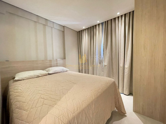 Imagem Apartamento com 3 Quartos à Venda, 92 m² em Centro - Balneário Camboriú Imagem Apartamento com 3 Quartos à Venda, 92 m² em Centro - Balneário Camboriú