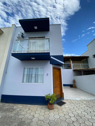 Imagem Sobrado com 2 Quartos à Venda, em Centro - Barra Velha Imagem Sobrado com 2 Quartos à Venda, em Centro - Barra Velha