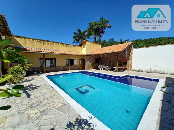 Casa com 4 Quartos à Venda, 770 m² em Alto Do Getuba - Caraguatatuba