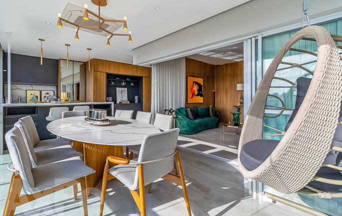 Cobertura com 4 Quartos à Venda, 272 m²