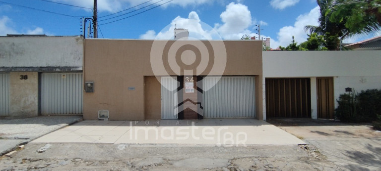Imagem Casa com 5 Quartos à Venda, 175 m² em Edson Queiroz - Fortaleza Imagem Casa com 5 Quartos à Venda, 175 m² em Edson Queiroz - Fortaleza