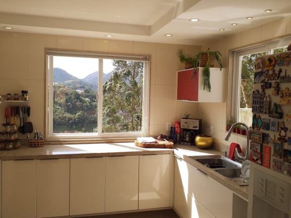 Imagem Casa com 4 Quartos à Venda, 122 m² em Bom Retiro - Teresópolis Imagem Casa com 4 Quartos à Venda, 122 m² em Bom Retiro - Teresópolis