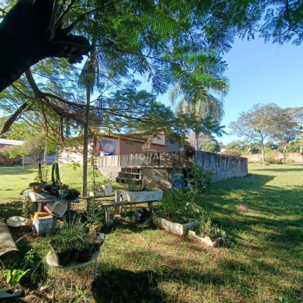 Imagem Imóvel com 2 Quartos à Venda, 230 m² em Recanto Dos Jatobás - Botucatu Imagem Imóvel com 2 Quartos à Venda, 230 m² em Recanto Dos Jatobás - Botucatu