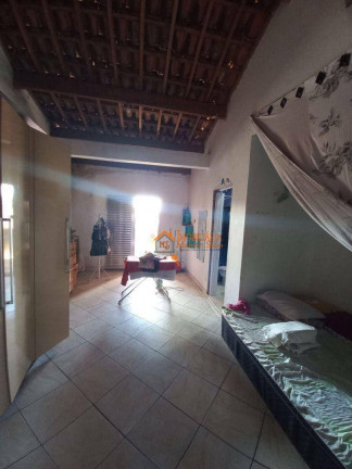 Imagem Casa com 9 Quartos à Venda, 490 m² em Cidade Soberana - Guarulhos Imagem Casa com 9 Quartos à Venda, 490 m² em Cidade Soberana - Guarulhos