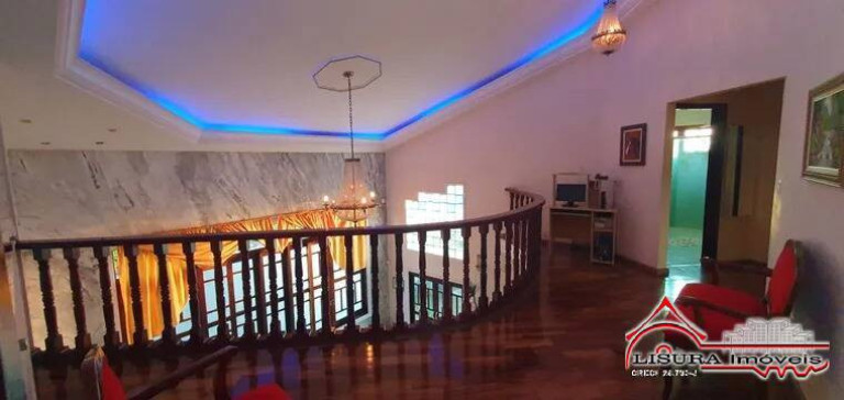 Imagem Casa com 4 Quartos à Venda, 425 m² em Jardim Santa Maria - Jacareí Imagem Casa com 4 Quartos à Venda, 425 m² em Jardim Santa Maria - Jacareí