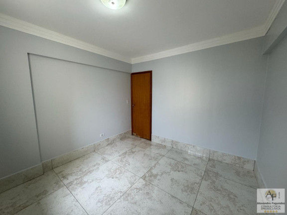 Imagem Apartamento com 3 Quartos à Venda, 94 m² em Setor Oeste - Goiânia