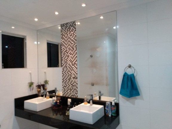 Imagem Casa com 4 Quartos à Venda, 330 m² em Colonial - Contagem