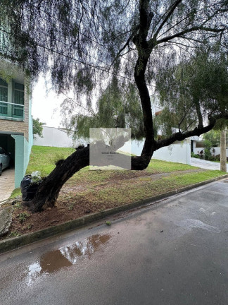 Terreno em Condomínio à Venda, 420 m²