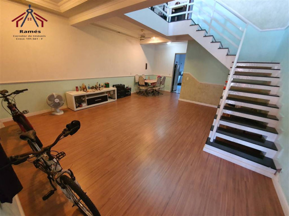 Imagem Casa com 3 Quartos à Venda, 113 m² em Guilhermina - Praia Grande Imagem Casa com 3 Quartos à Venda, 113 m² em Guilhermina - Praia Grande
