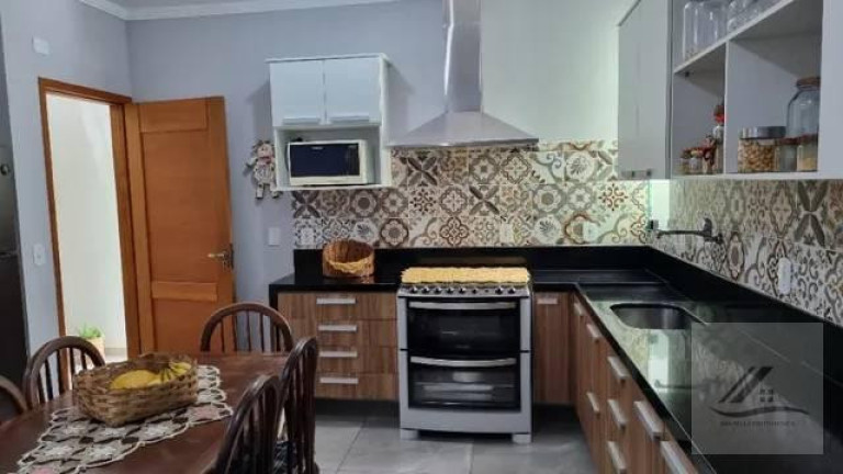 Imagem Casa com 3 Quartos à Venda, 111 m²