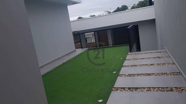 Imagem Casa com 3 Quartos à Venda, 202 m² em Cidade Universitária Pedra Branca - Palhoça