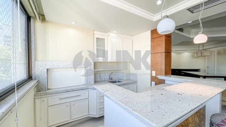 Imagem Apartamento com 3 Quartos à Venda, 159 m² em Bela Vista - Porto Alegre Imagem Apartamento com 3 Quartos à Venda, 159 m² em Bela Vista - Porto Alegre