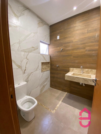 Imagem Casa com 3 Quartos à Venda, 210 m² em Jardim Atlântico - Goiânia Imagem Casa com 3 Quartos à Venda, 210 m² em Jardim Atlântico - Goiânia