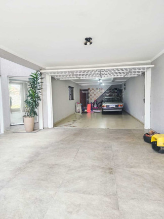 Imagem Casa com 3 Quartos à Venda, 250 m² em Cachoeira - Araucária Imagem Casa com 3 Quartos à Venda, 250 m² em Cachoeira - Araucária