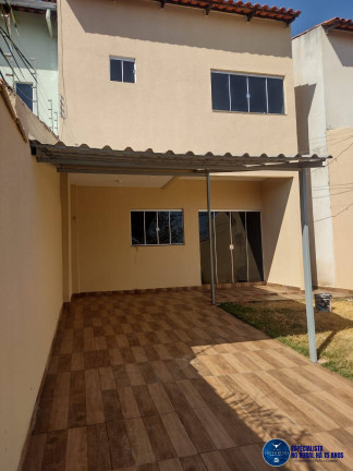 Casa com 3 Quartos à Venda, 181 m² em Jardim Petrópolis - Goiânia