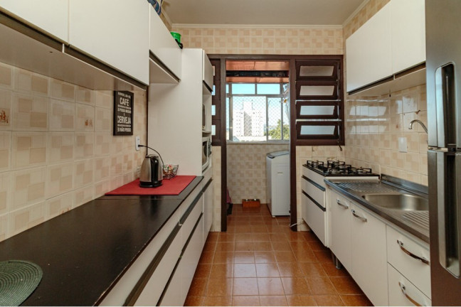 Imagem Apartamento com 2 Quartos à Venda, 76 m² em Jardim Do Salso - Porto Alegre