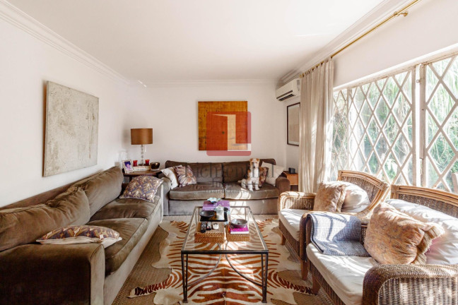 Imagem Casa com 3 Quartos à Venda, 220 m² em Jardim Paulistano - São Paulo Imagem Casa com 3 Quartos à Venda, 220 m² em Jardim Paulistano - São Paulo