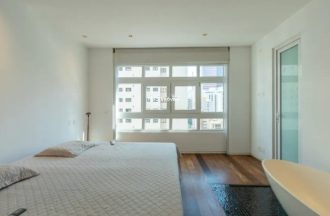 Imagem Imóvel com 3 Quartos à Venda, 239 m² em Jardim Paulista - São Paulo Imagem Imóvel com 3 Quartos à Venda, 239 m² em Jardim Paulista - São Paulo