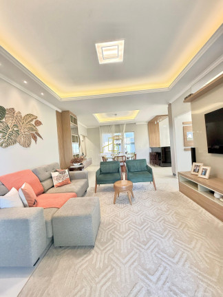 Casa com 4 Quartos à Venda, 450 m² em Manguinhos - Serra