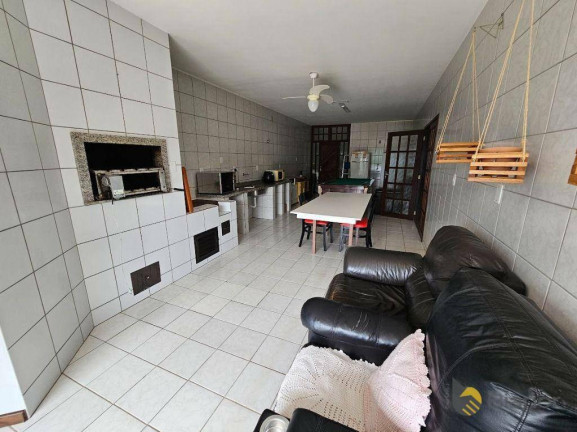 Imagem Casa com 4 Quartos à Venda, 302 m² em água Verde - Blumenau Imagem Casa com 4 Quartos à Venda, 302 m² em água Verde - Blumenau