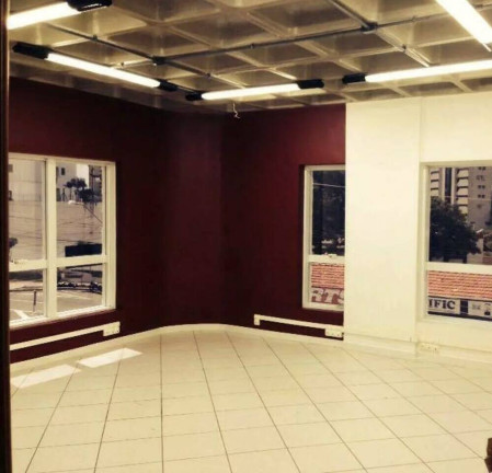 Sala Comercial à Venda, 360.000 m² em São Paulo - Jundiaí