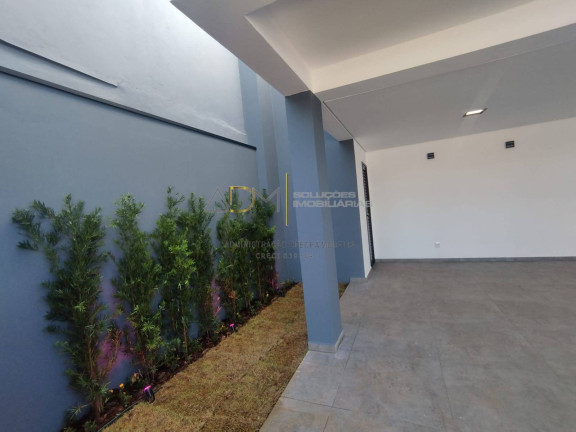 Imagem Casa com 3 Quartos à Venda, 250 m² em Jardim Itália - Botucatu