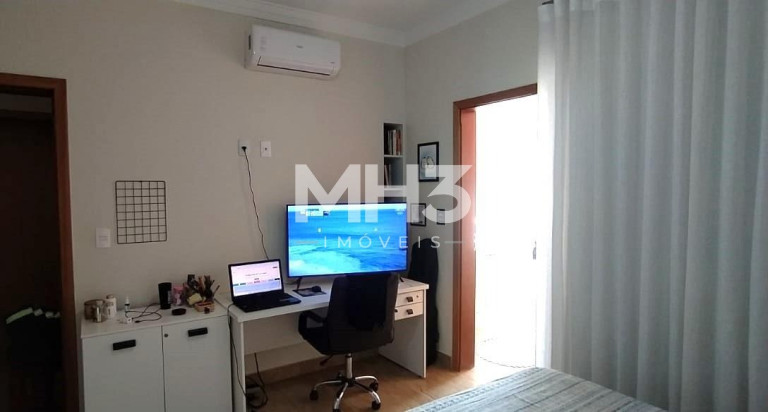 Imagem Casa de Condomínio com 3 Quartos à Venda, 223 m² em Residencial Real Parque Sumaré - Sumaré