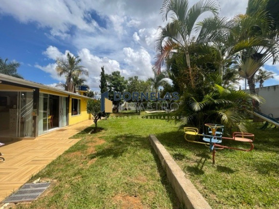 Imagem Casa com 3 Quartos à Venda, 250 m² em Guará I - Brasília Imagem Casa com 3 Quartos à Venda, 250 m² em Guará I - Brasília