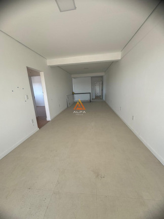 Apartamento com 3 Quartos para Alugar, 120 m²