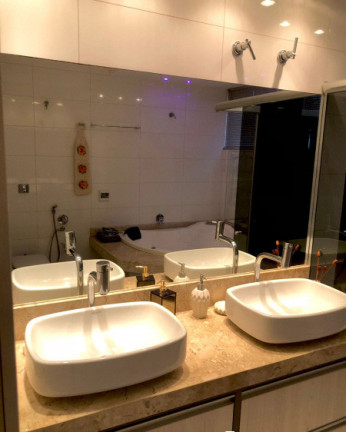 Imagem Sobrado à Venda, 400 m² em Zona V - Umuarama