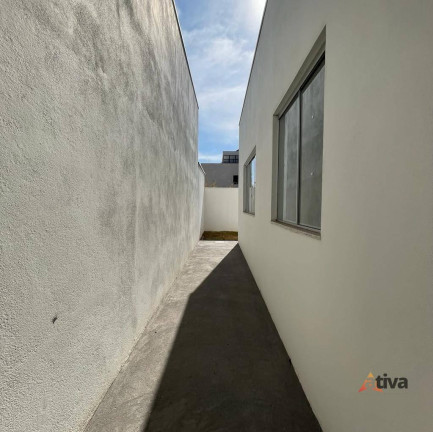 Imagem Casa com 3 Quartos à Venda, 110 m²