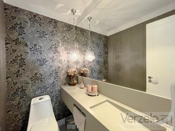 Imagem Apartamento com 3 Quartos à Venda, 144 m² em Centro Imagem Apartamento com 3 Quartos à Venda, 144 m² em Centro