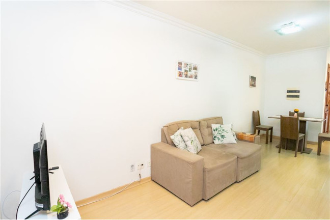 Imagem Apartamento com 2 Quartos à Venda, 60 m² em São João - Porto Alegre Imagem Apartamento com 2 Quartos à Venda, 60 m² em São João - Porto Alegre