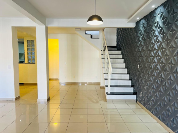 Imagem Casa com 4 Quartos à Venda, 300 m² em Riacho Fundo I - Brasília Imagem Casa com 4 Quartos à Venda, 300 m² em Riacho Fundo I - Brasília