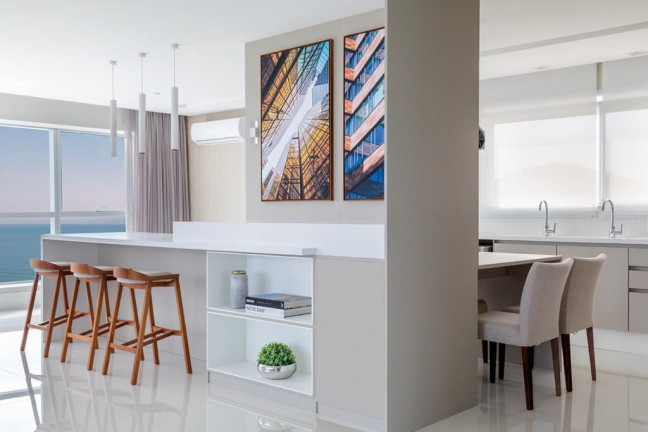 Imagem Apartamento com 4 Quartos à Venda, em Centro - Balneário Camboriú Imagem Apartamento com 4 Quartos à Venda, em Centro - Balneário Camboriú