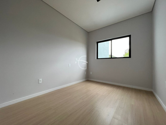 Imagem Casa com 3 Quartos à Venda, 203 m² em Saguaçu - Joinville Imagem Casa com 3 Quartos à Venda, 203 m² em Saguaçu - Joinville
