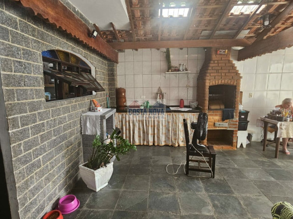 Imagem Casa com 4 Quartos à Venda, 134 m² em Mirim - Praia Grande