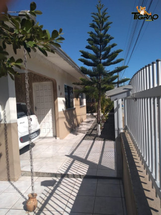 Imagem Casa com 3 Quartos à Venda, 320 m² em Machados - Navegantes Imagem Casa com 3 Quartos à Venda, 320 m² em Machados - Navegantes