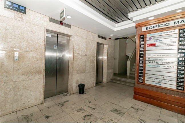 Imagem Sala Comercial à Venda, em Centro Histórico - Porto Alegre Imagem Sala Comercial à Venda, em Centro Histórico - Porto Alegre