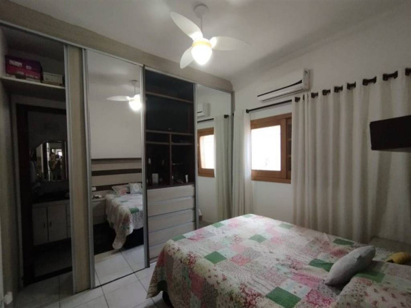 Imagem Casa com 2 Quartos à Venda, 175 m² em Ocian - Praia Grande Imagem Casa com 2 Quartos à Venda, 175 m² em Ocian - Praia Grande