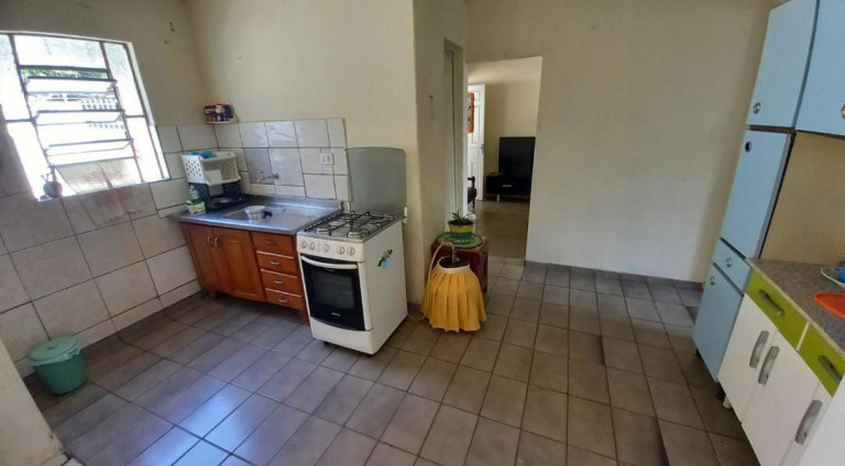 Imagem Casa com 2 Quartos à Venda, 70 m² em Conjunto Habitacional Violim - Londrina