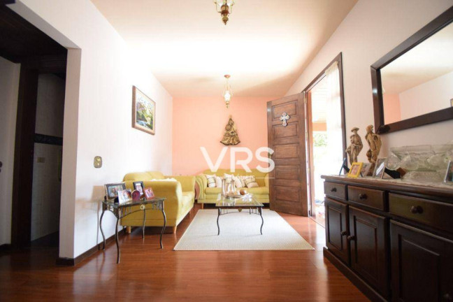 Imagem Casa com 5 Quartos à Venda, 203 m² em Agriões - Teresópolis Imagem Casa com 5 Quartos à Venda, 203 m² em Agriões - Teresópolis